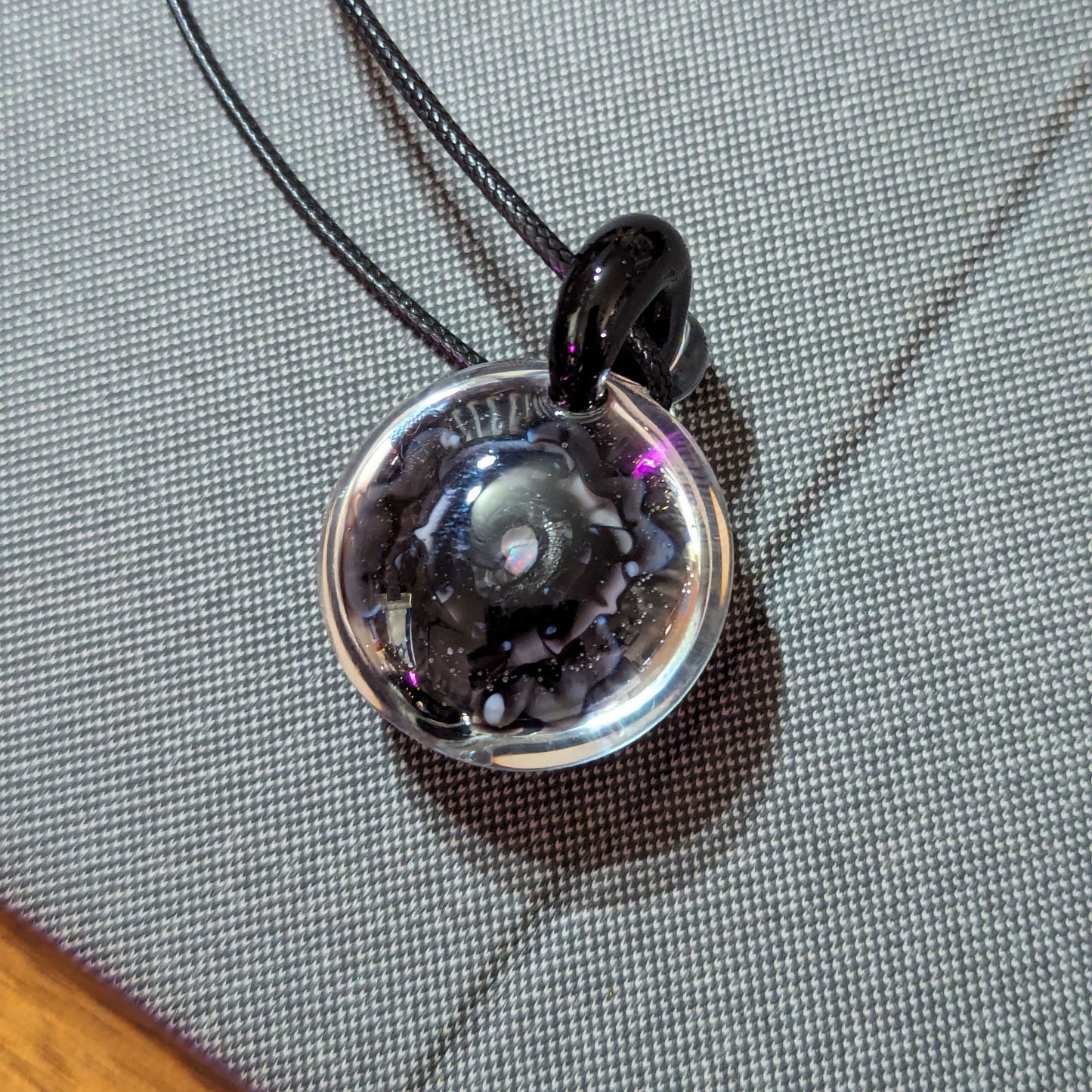 Black & White Flower Marble and UV Pendant Set
